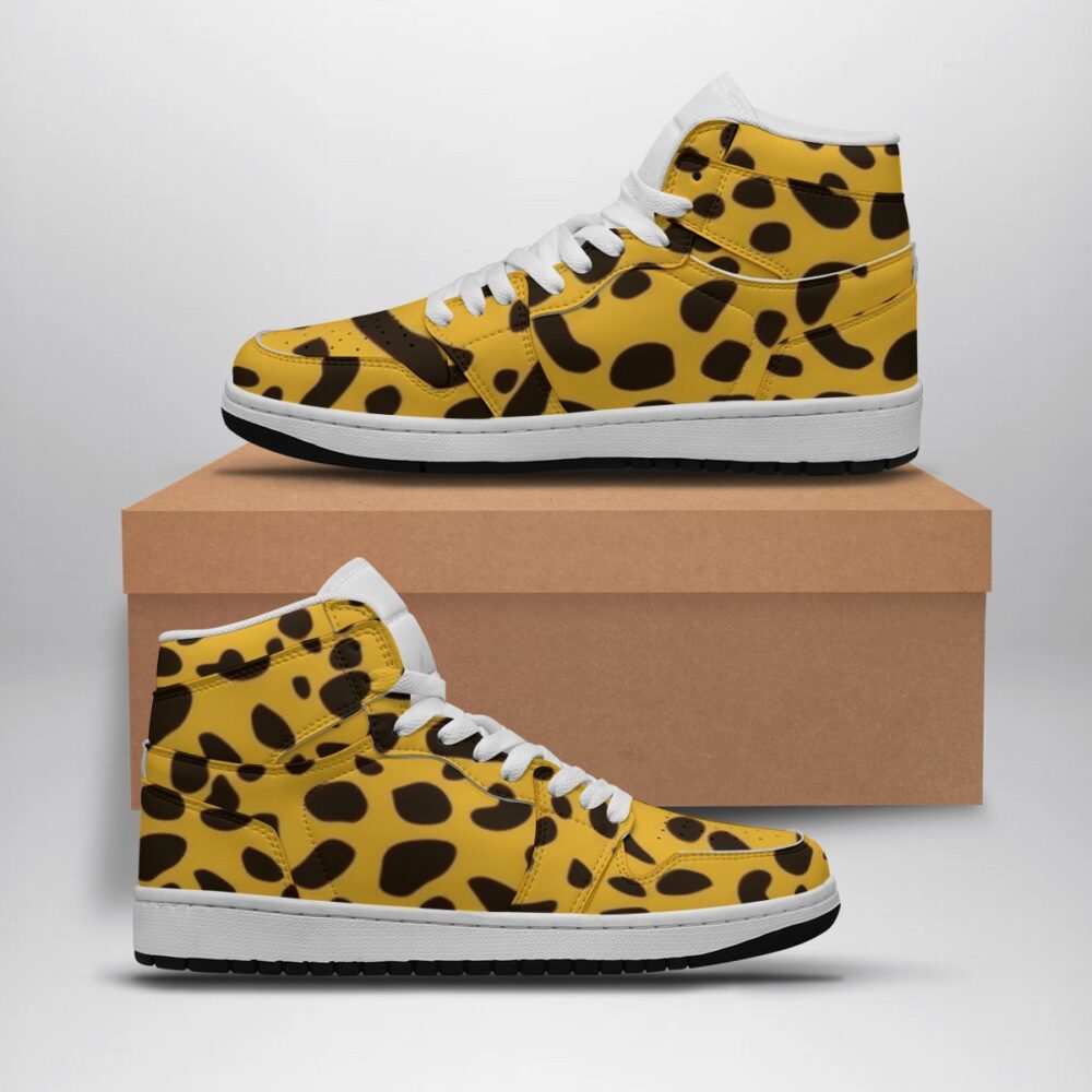 Retro Vibe Trainers with Vintage Touch - Evo Sneaker